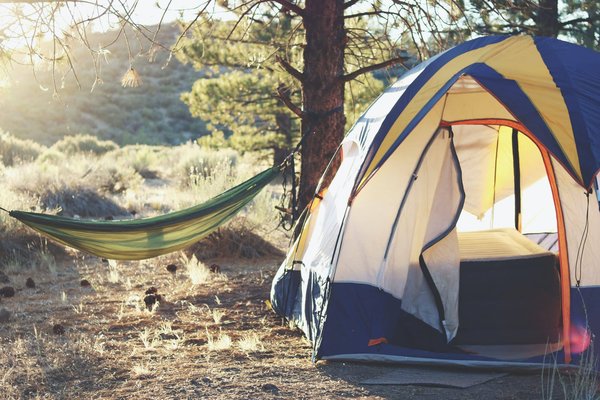 Comment faire du camping avec un budget limité?
